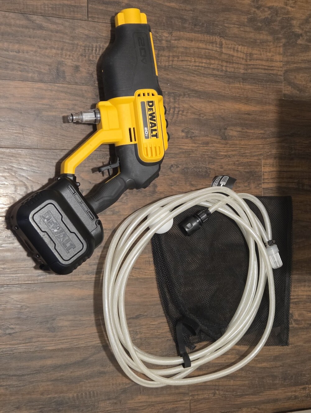 DEWALT 20V MAX 550 PSI Cordless Power Cleaner (DCPW550)